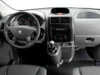 Фото Peugeot Expert микроавтобус 2.0 HDi MT L2H1 №11